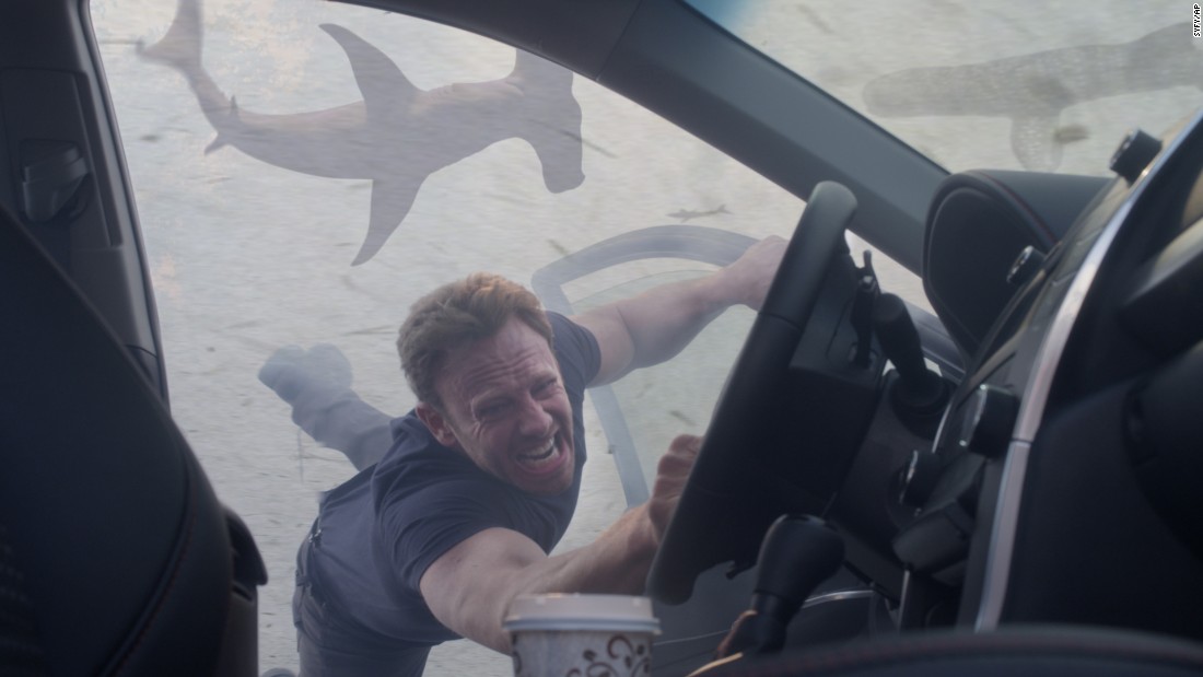 Ian Zierling battles Sharks in Sharknado 3. (SyFy)